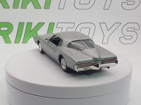 Buick Riviera Road Signature 1/43 Argento 1971 - RikiToys - Road Signature
