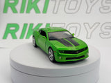 Chevrolet Camaro RMZ City 1/40 Verde 2010 - RikiToys - RMZ City
