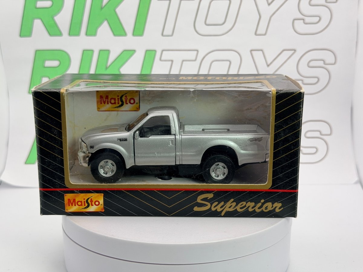 Chevrolet F 350 4x4 Maisto 1/45 Argento - RikiToys - Maisto