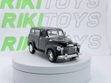 Chevrolet Suburban Kinsmart 1/36 Nero 1950 - RikiToys - Kinsmart