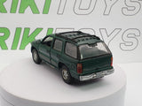 Chevrolet Tahoe Cararama 1/43 Verde 2001 - RikiToys - Cararama#