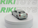Chrysler 300 C Hemy Maisto 1/43 Argento - RikiToys - Maisto