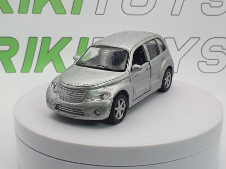 Chrysler Pt Cruiser Maisto 1/39 Argento 2000 - RikiToys - Maisto
