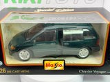 Chrysler Voyager 2 Maisto 1/26 Blu metallizzato 1996 - RikiToys - Maisto