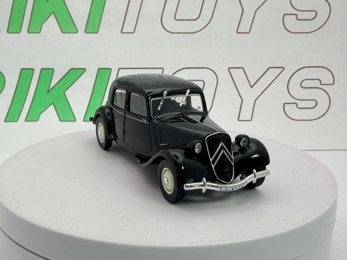 Citroen 11 BL Edicola 1/43 Nero - RikiToys - Edicola
