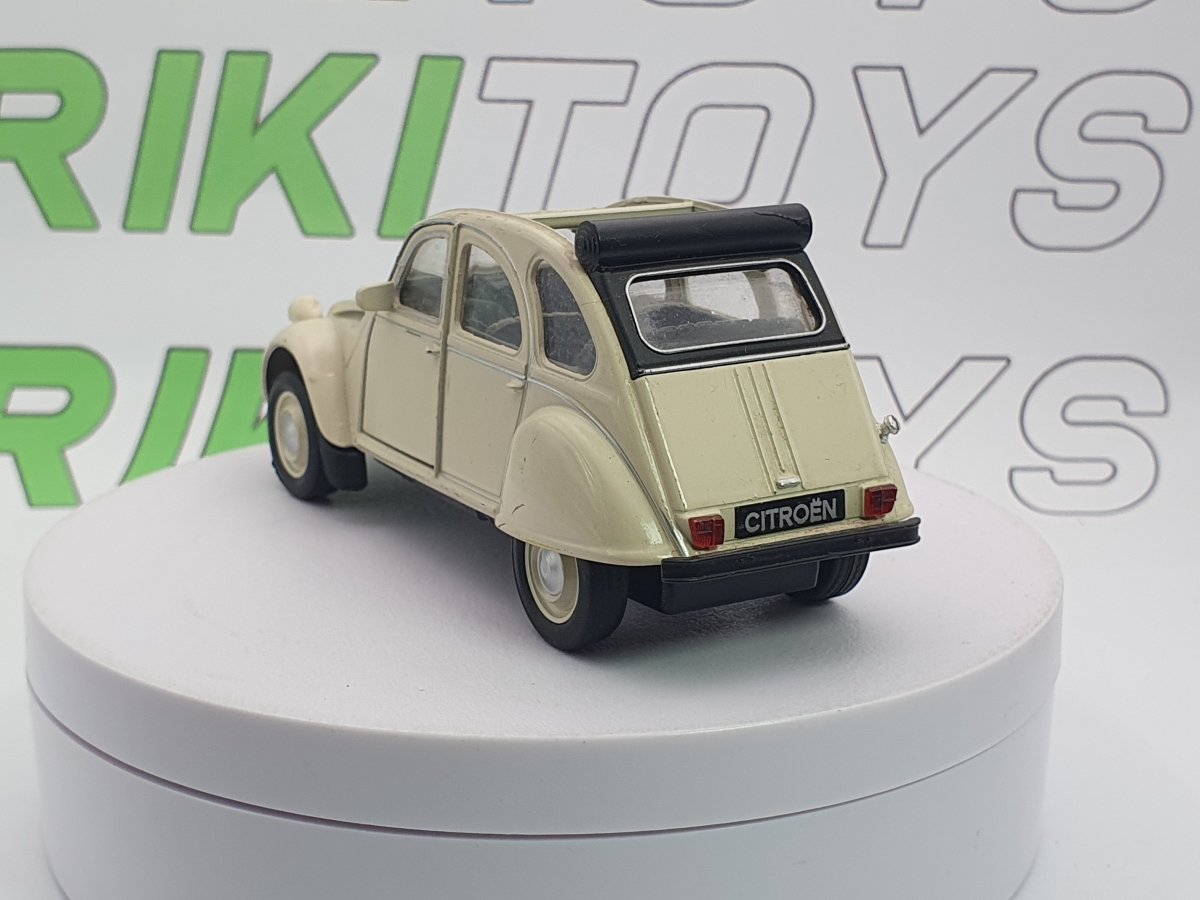 Citroen 2 CV Welly 1/40 Avorio 1980 - RikiToys - Welly