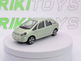 Citroen Xsara Picasso Burago 1/43 Verde - RikiToys - Burago
