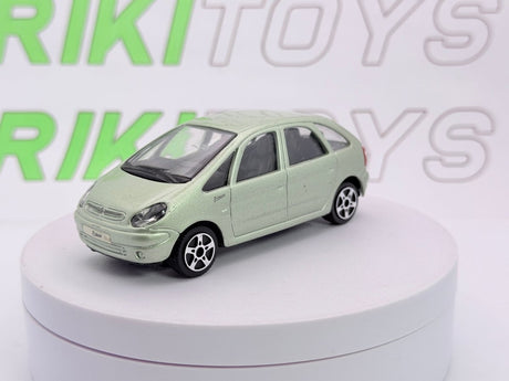Citroen Xsara Picasso Burago 1/43 Verde - RikiToys - Burago