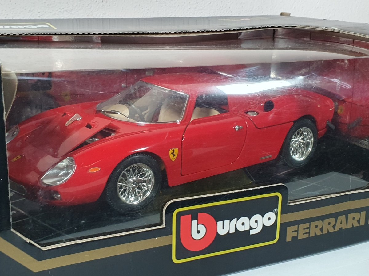 Ferrari 250 Le Mans Burago 1/18 Rosso 1966 - RikiToys - Burago