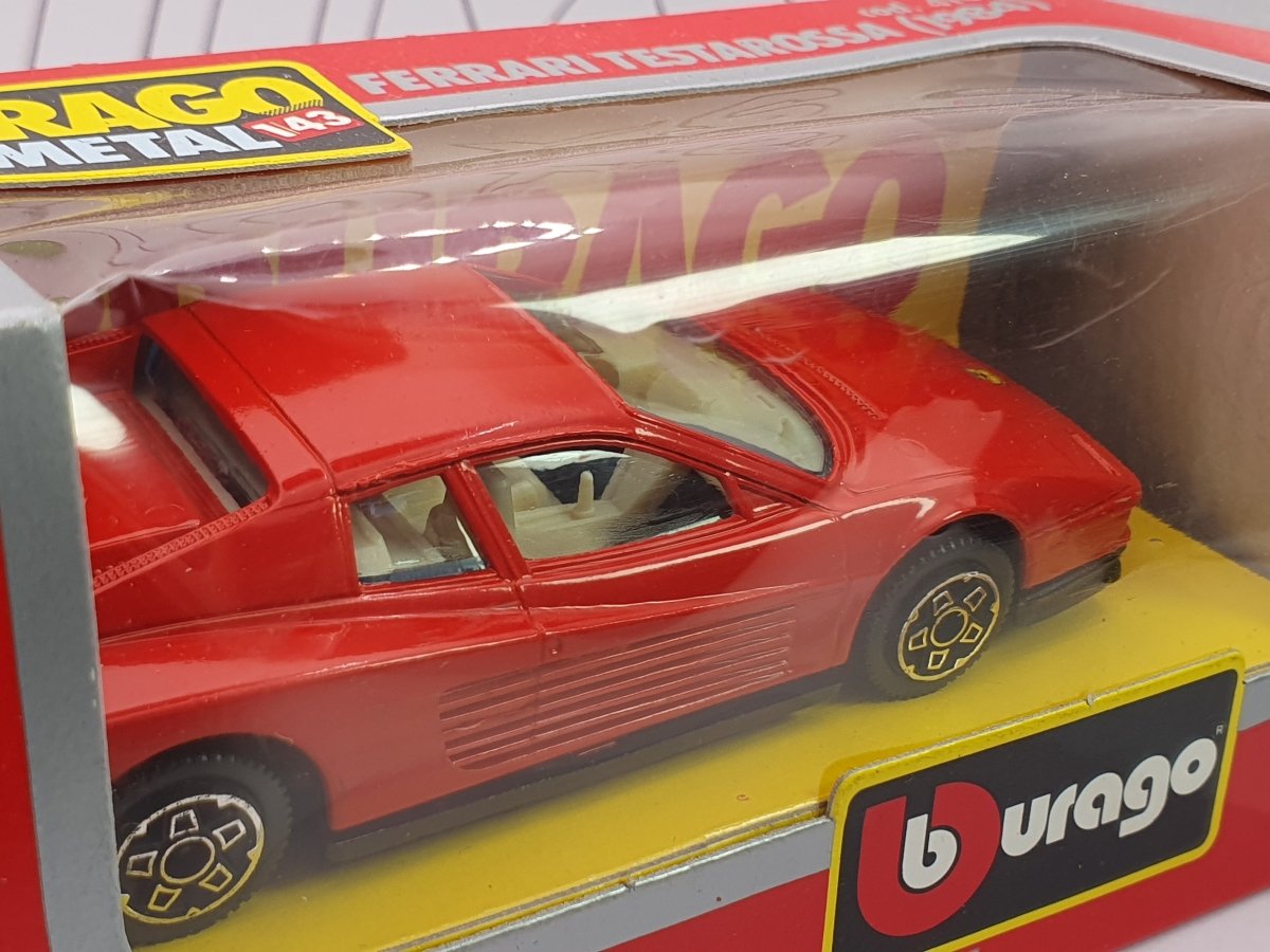Ferrari Testarossa Burago 1/43 Rosso 1984 - RikiToys - Burago
