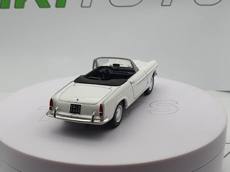 Fiat 1200 Cabriolet Norev 1/43 - RikiToys - Norev#