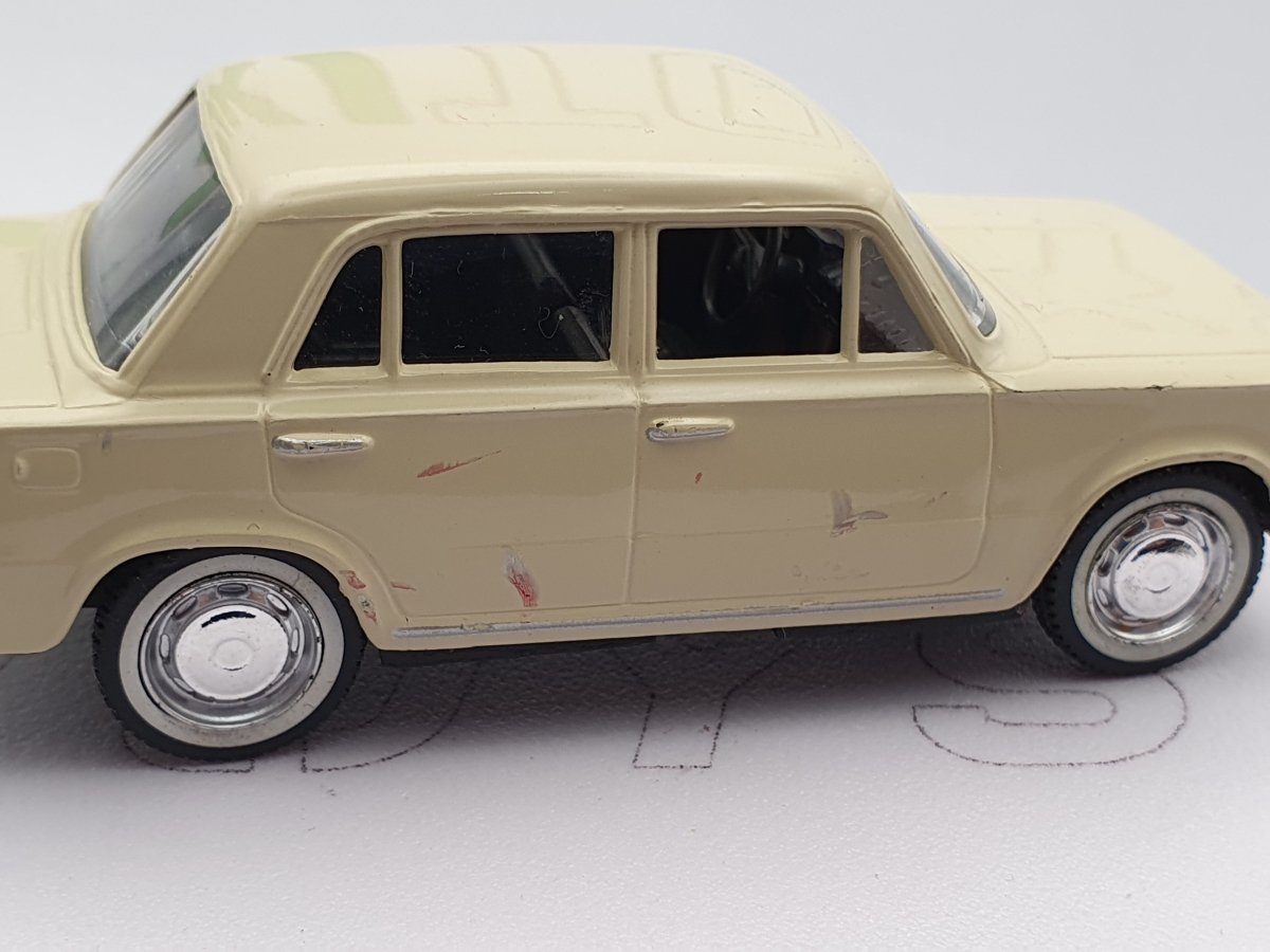 Fiat 124 Berlina Norev 1/43 - RikiToys - Norev#