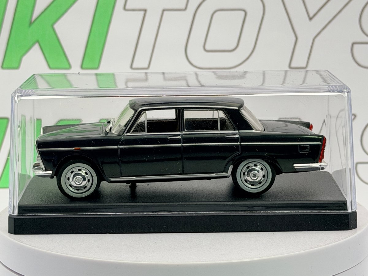 Fiat 1500 L Norev 1/43 Blu scuro - RikiToys - Norev