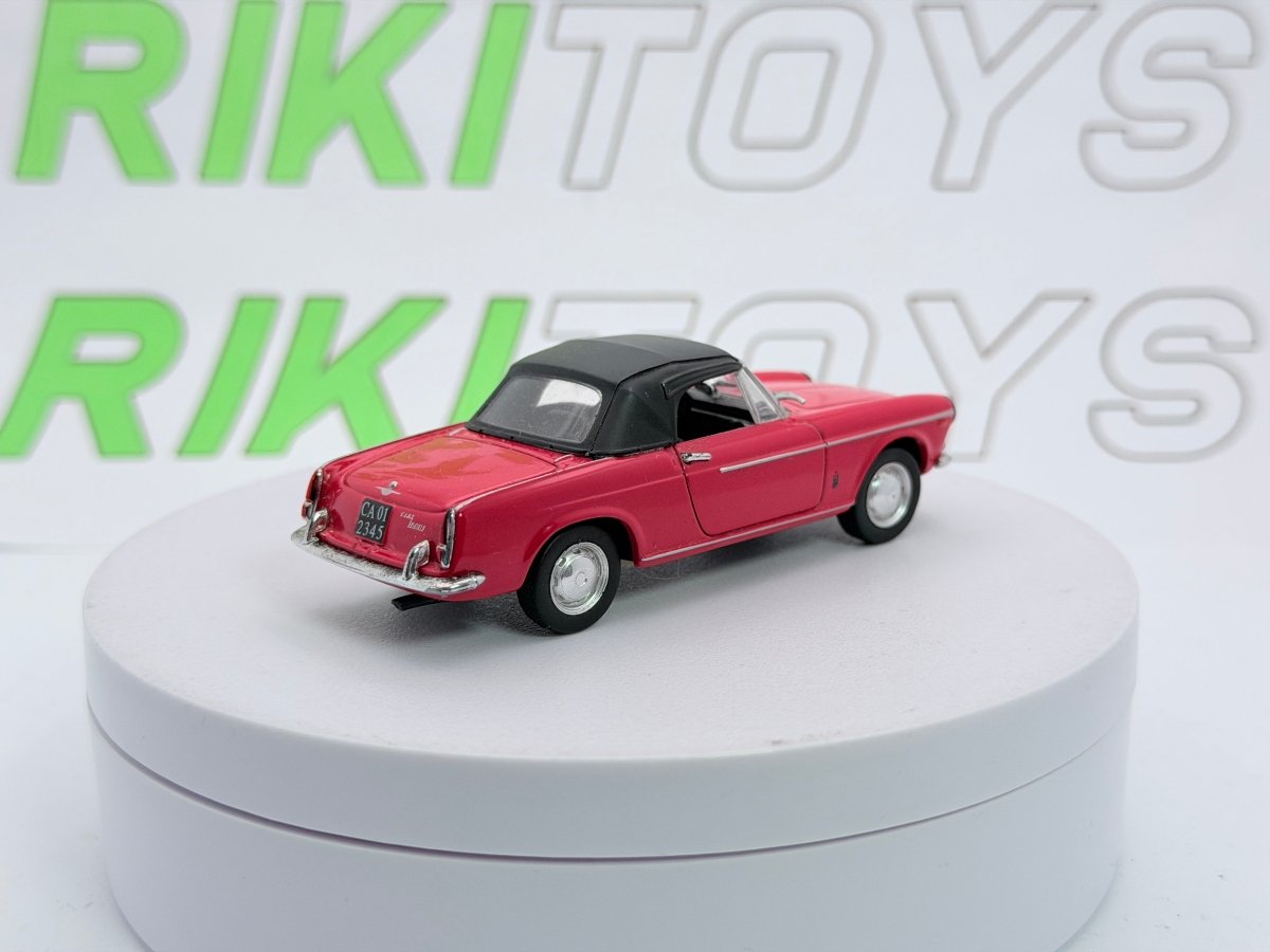 Fiat 1500 S Cabrio Norev 1/43 Rosso 1964 - RikiToys - Norev