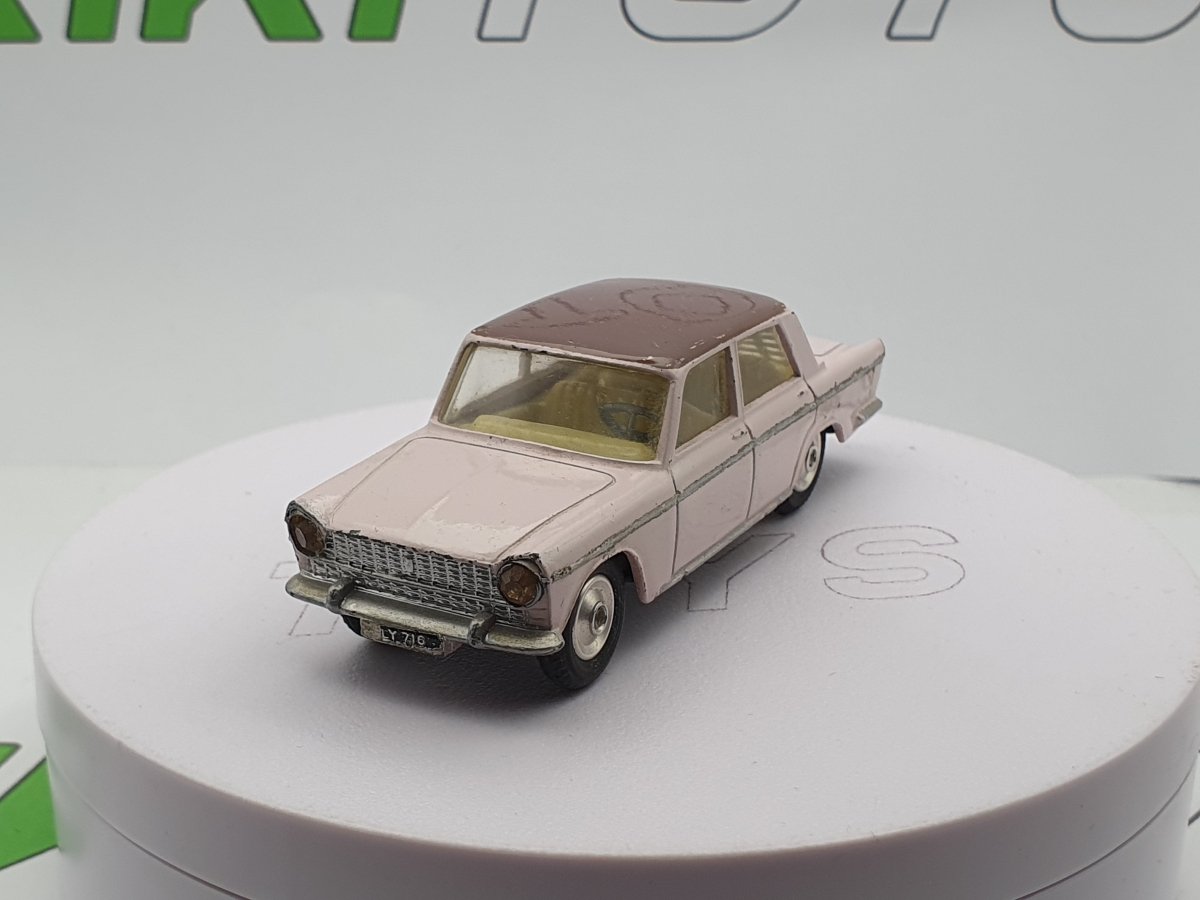 Corgi Toys コーギー　Fiat フィアット　2100 ミニカー Corgi Toys Fiat 2100, Vintage Model from the 1960's | eBay