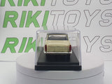 Fiat 2300 Lusso Norev 1/43 Giallo chiaro - RikiToys - Norev