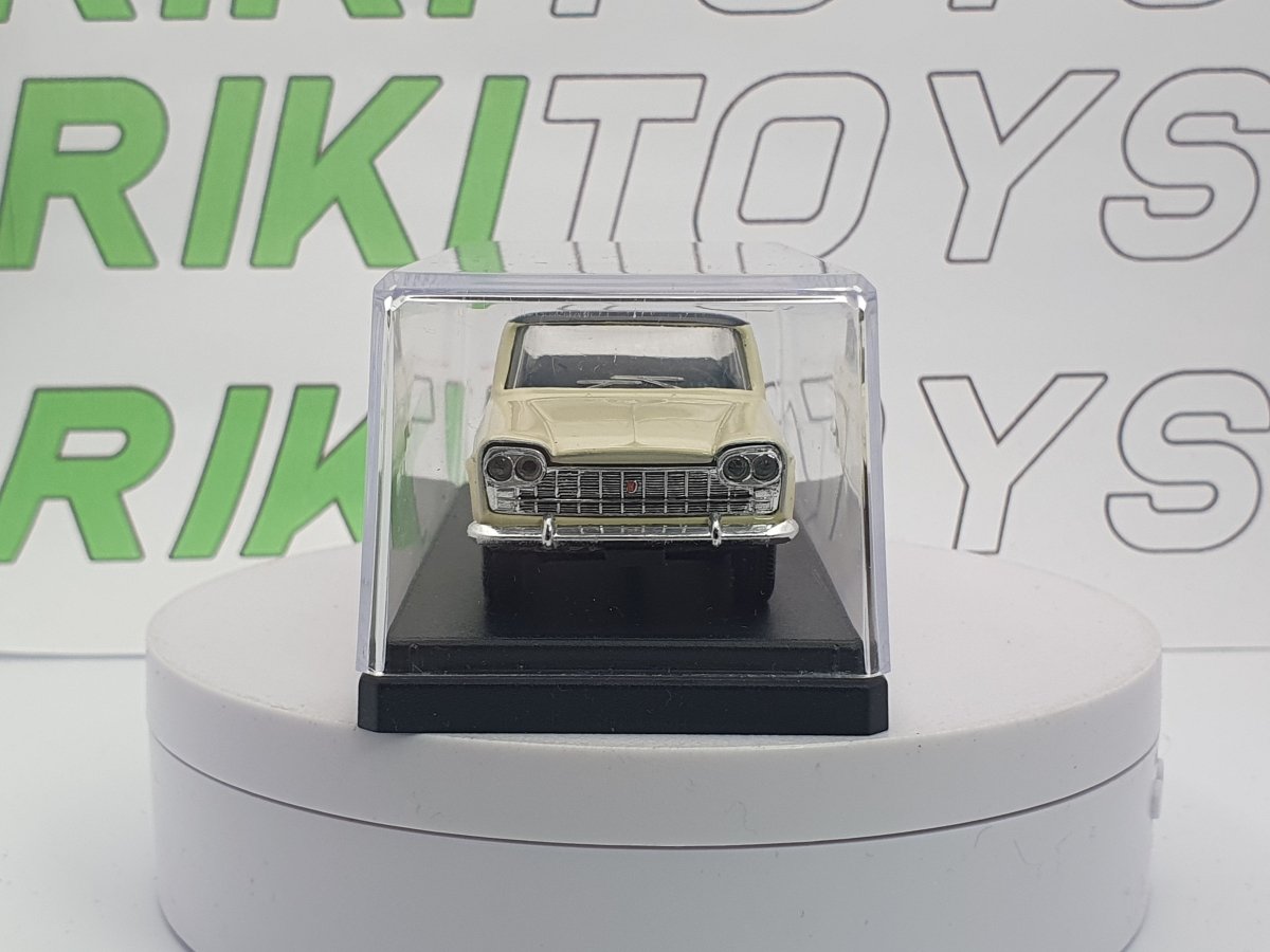 Fiat 2300 Lusso Norev 1/43 Giallo chiaro - RikiToys - Norev