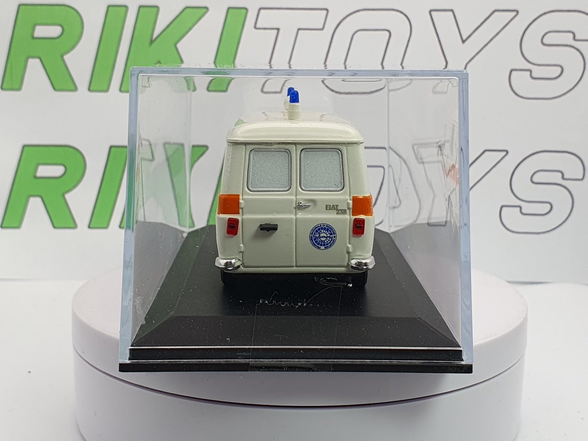 Fiat 238 Ambulanza Rio 1/43 Bianco 1967 - RikiToys - Rio#