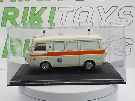 Fiat 238 Ambulanza Rio 1/43 Bianco 1967 - RikiToys - Rio#
