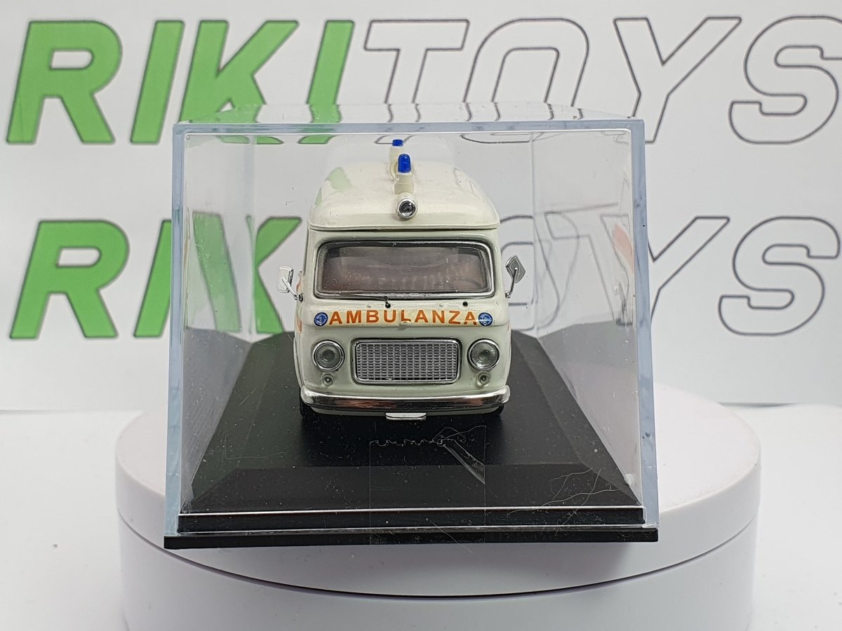 Fiat 238 Ambulanza Rio 1/43 Bianco 1967 - RikiToys - Rio#