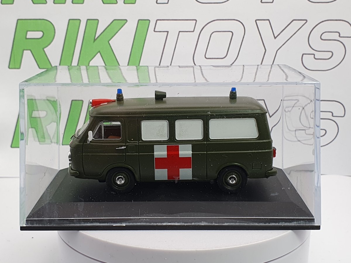 Fiat 238 Ambulanza Rio 1/43 Verde 1967 - RikiToys - Rio#
