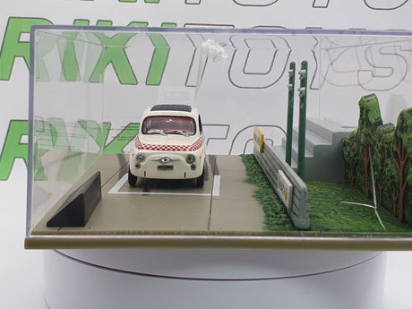 Fiat 500 Giannini TV Universal Hobbies 1/43 Avorio - RikiToys - Universal Hobbies