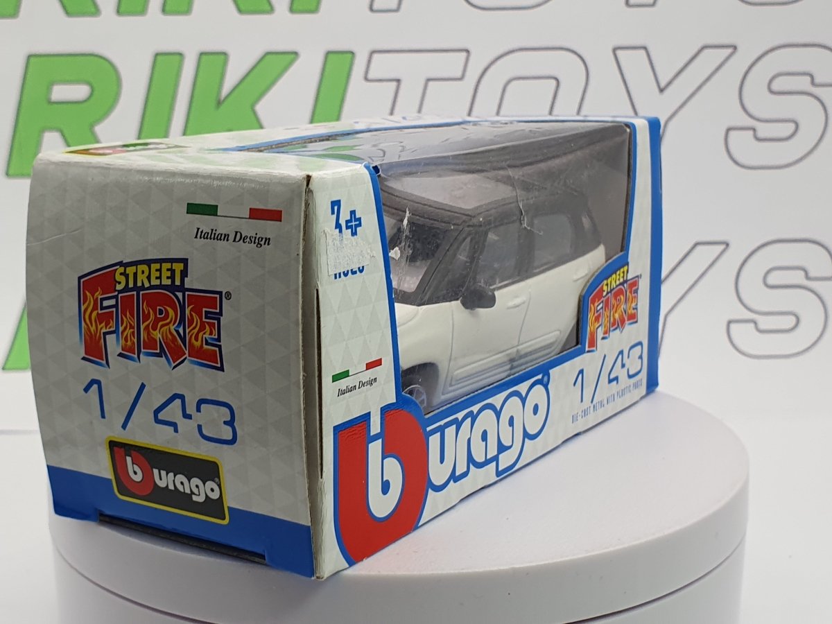 Fiat 500 L Burago 1/43 Bianco 2012 - RikiToys - Burago#