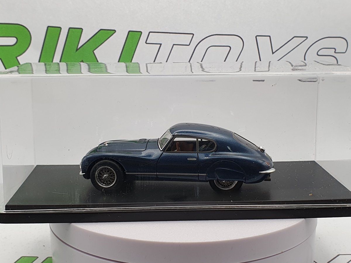 FIAT 8V SECOND SERIES 1953 Bleu BIZARRE BZ352 1:43 FIAT 8V SECOND SERIES 1953 Bleu BIZARRE BZ352 1:43
