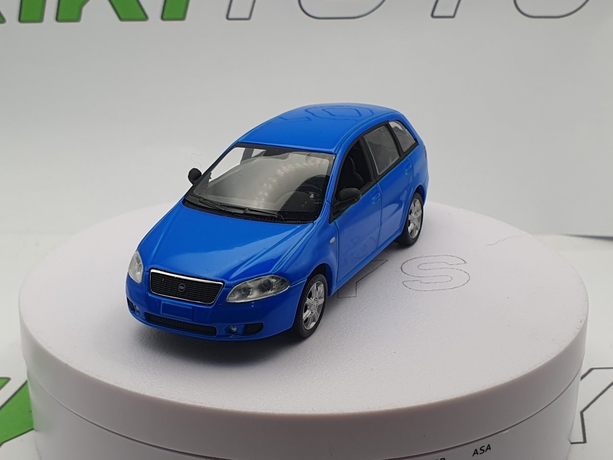 Norev 1/43 Fiat Croma – Miniature Collection état Correct