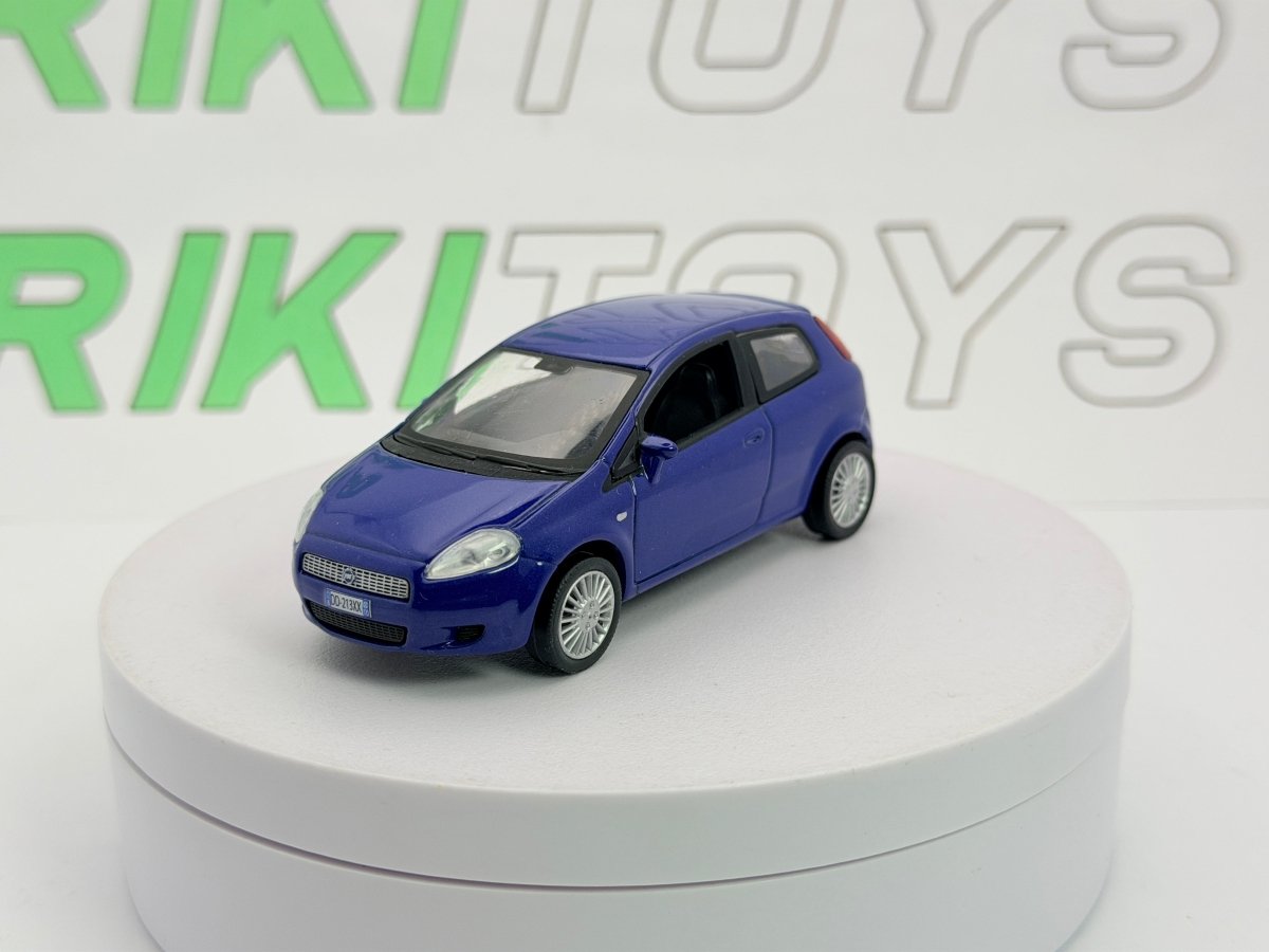 Fiat Grande Punto Norev 1/43 Blu metallizzato 2006 - RikiToys - Norev