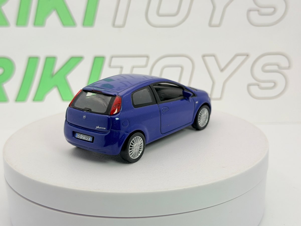 Fiat Grande Punto Norev 1/43 Blu metallizzato 2006 - RikiToys - Norev