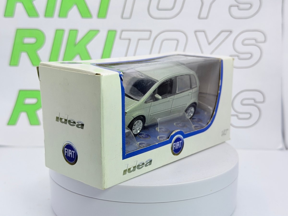 Fiat Idea Revell 1/43 Verde 2003 - RikiToys - Revell