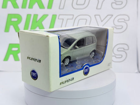 Fiat Idea Revell 1/43 Verde 2003 - RikiToys - Revell