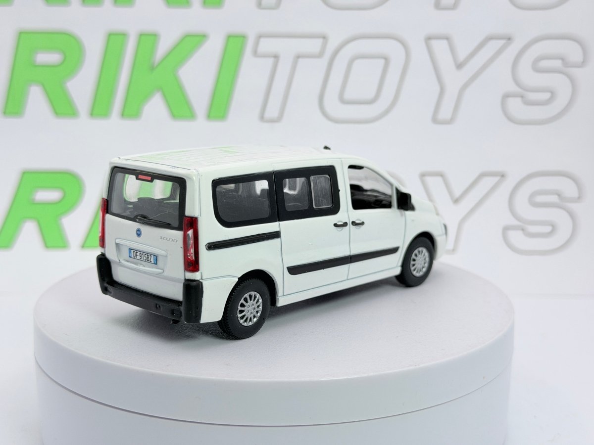 Fiat Scudo Minibus Norev 1/43 Bianco - RikiToys - Norev