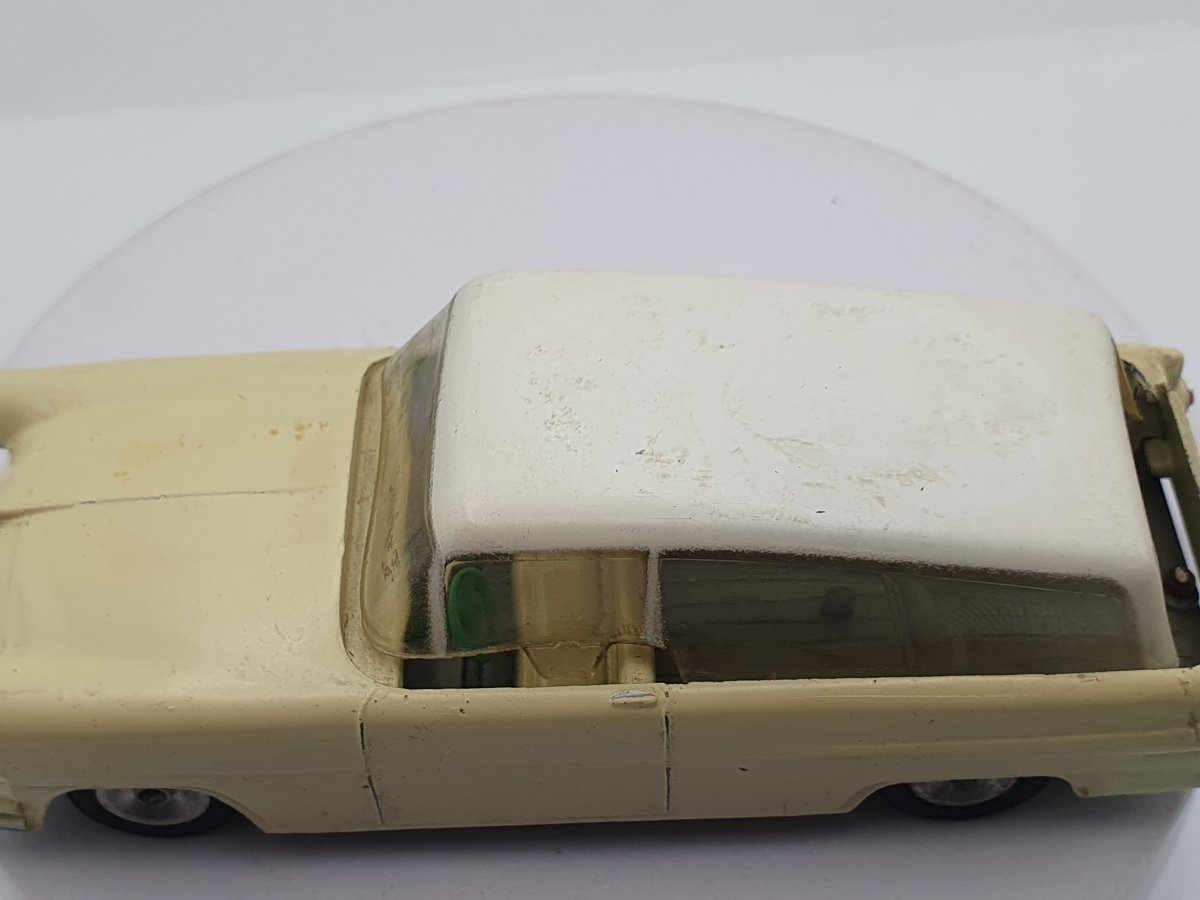 Ford Crown Ranch S.W. Solido 1/40 Bianco 1956 - RikiToys - Solido