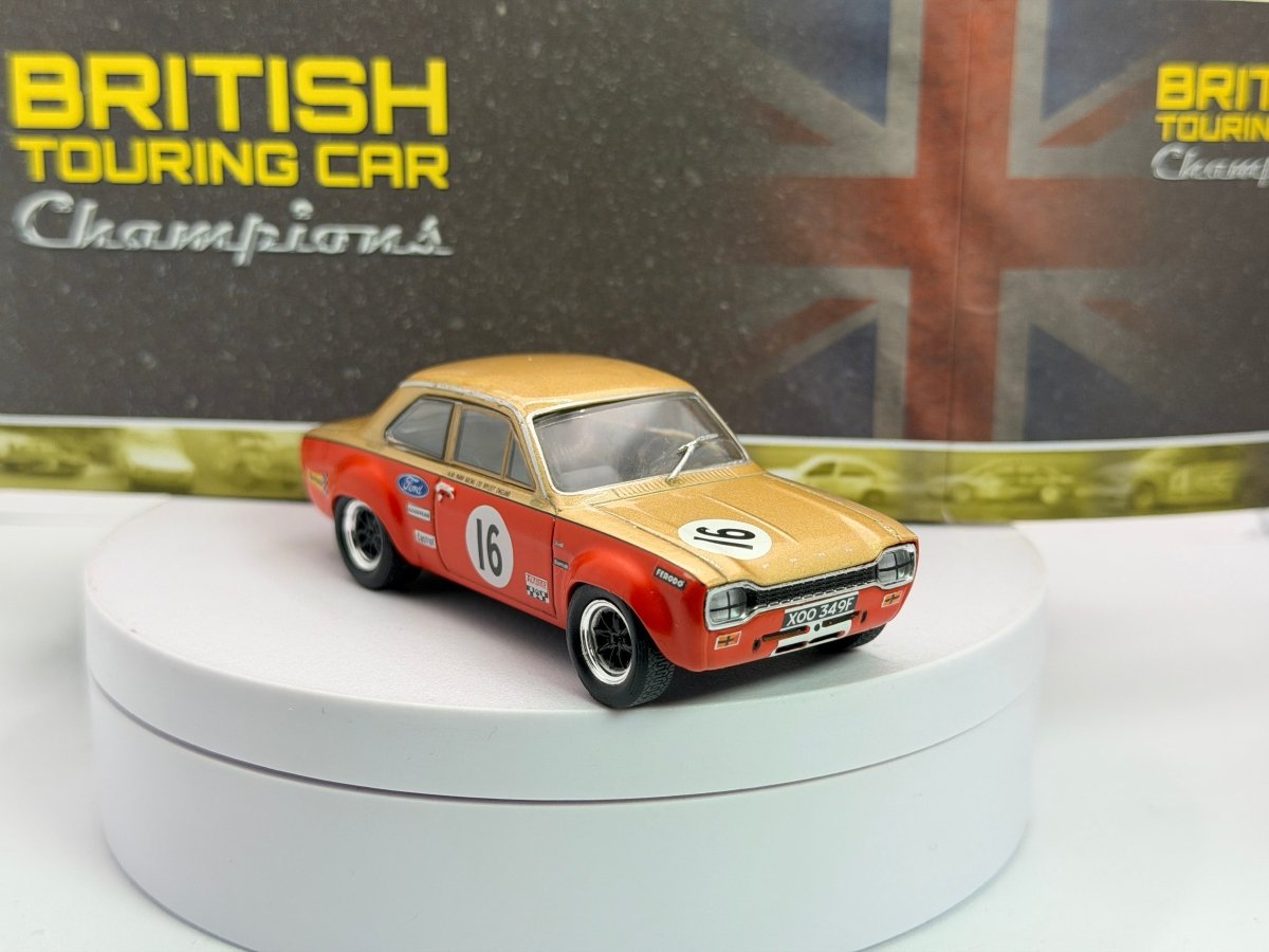 Ford Escort MK1 Edicola 1/43 Rosso - RikiToys - Edicola