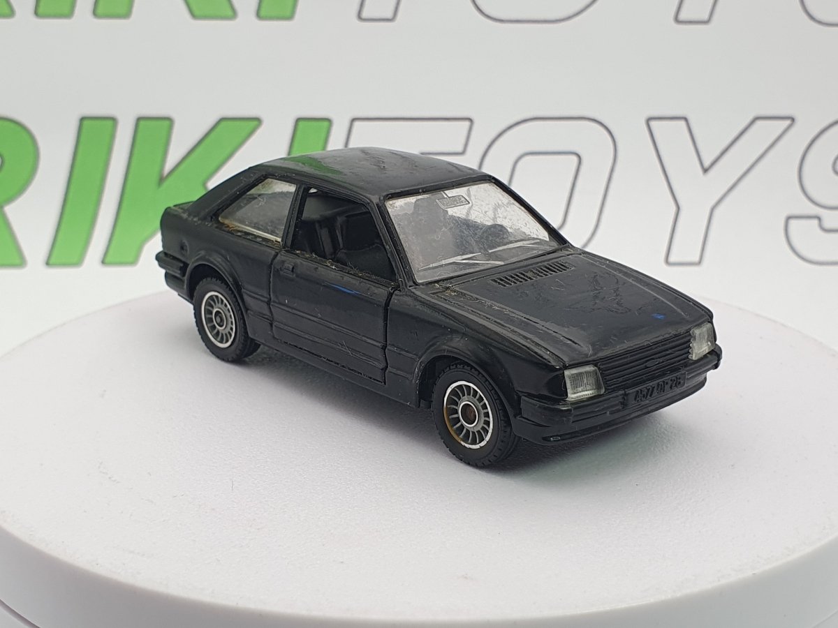 Ford Escort MK3 Solido 1/43 Nero 1977 - RikiToys - Solido