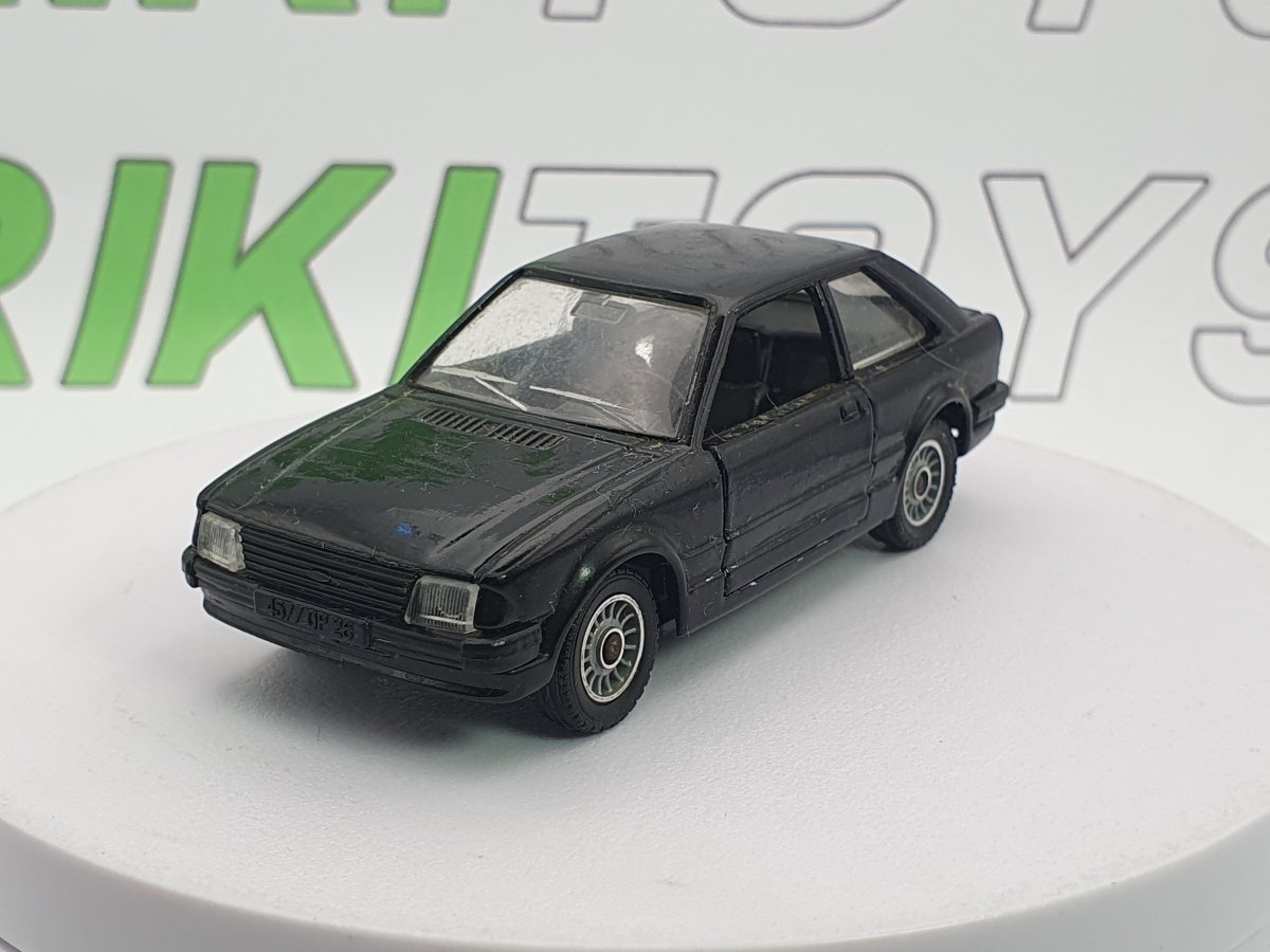 Ford Escort MK3 Solido 1/43 Nero 1977 - RikiToys - Solido
