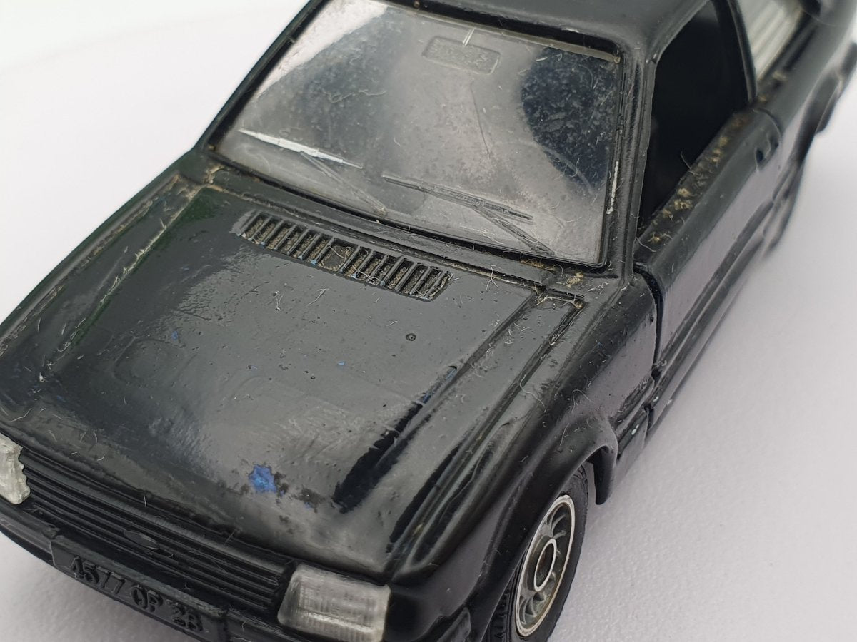 Ford Escort MK3 Solido 1/43 Nero 1977 - RikiToys - Solido