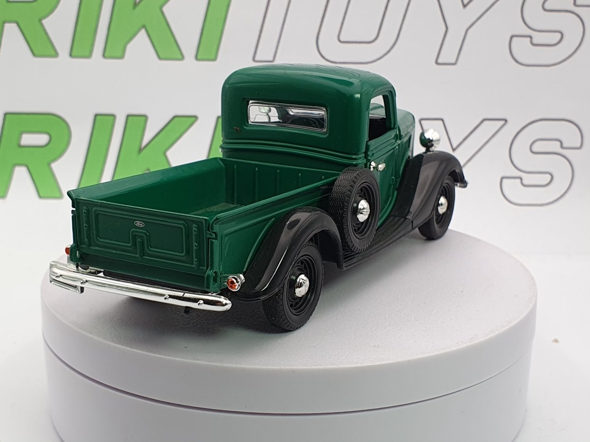 Ford PickUp Arko 1/35 Verde 1936 - RikiToys - Arko