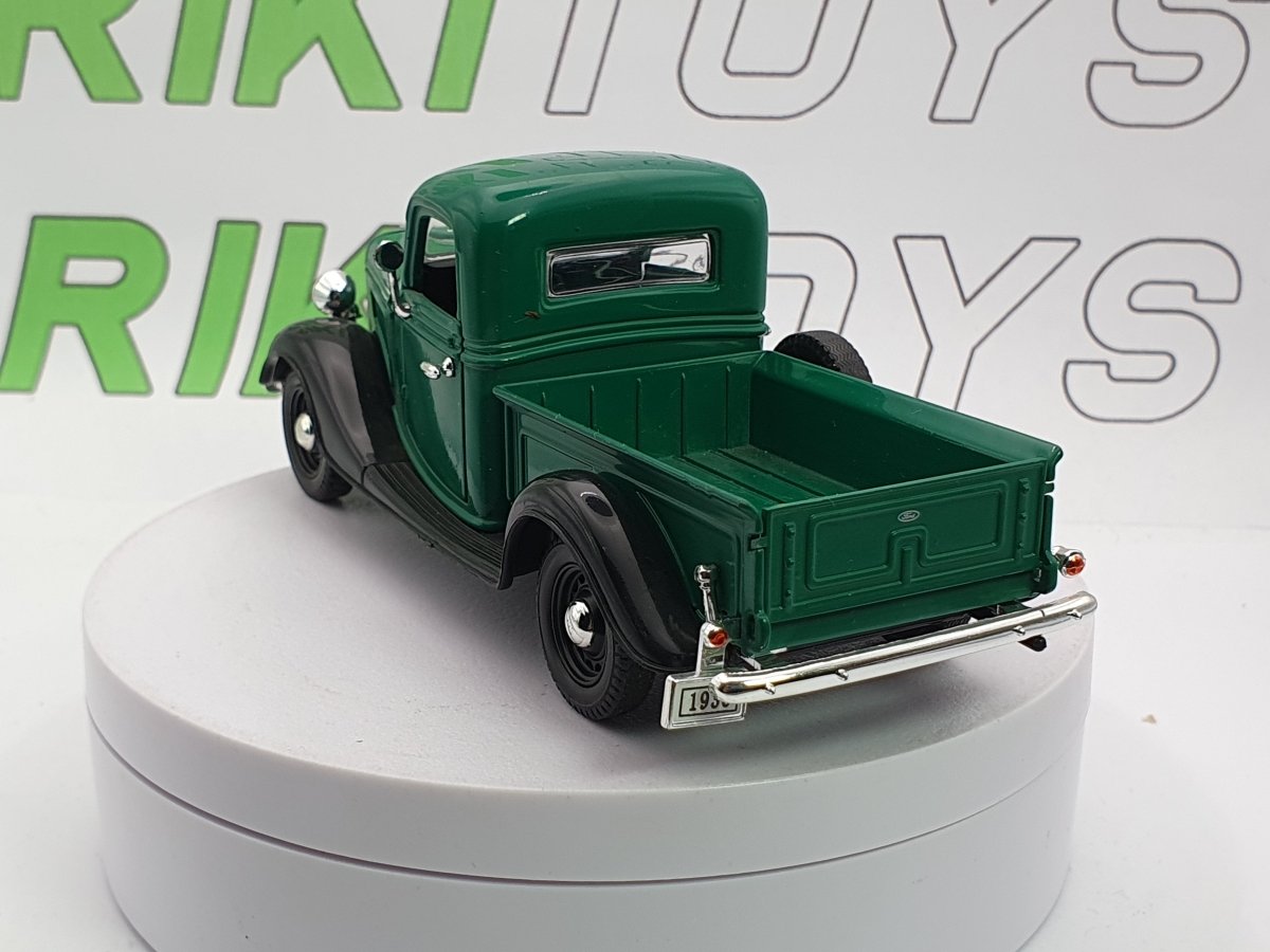 Ford PickUp Arko 1/35 Verde 1936 - RikiToys - Arko