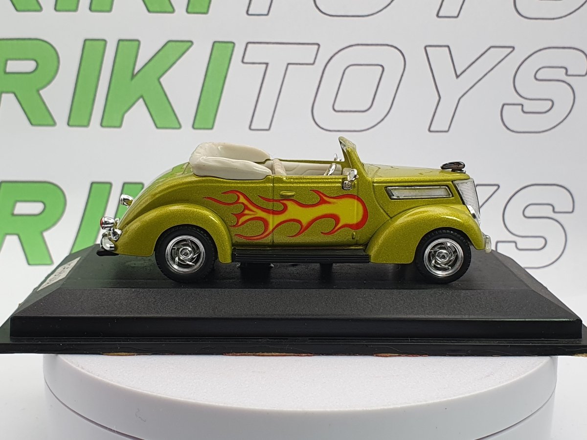 Ford V8 Convertibile Edicola 1/43 Verde 1937 - RikiToys - Edicola