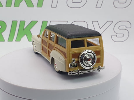Ford Woody Wagon Road Signature 1/43 Avorio 1948 - RikiToys - Road Signature
