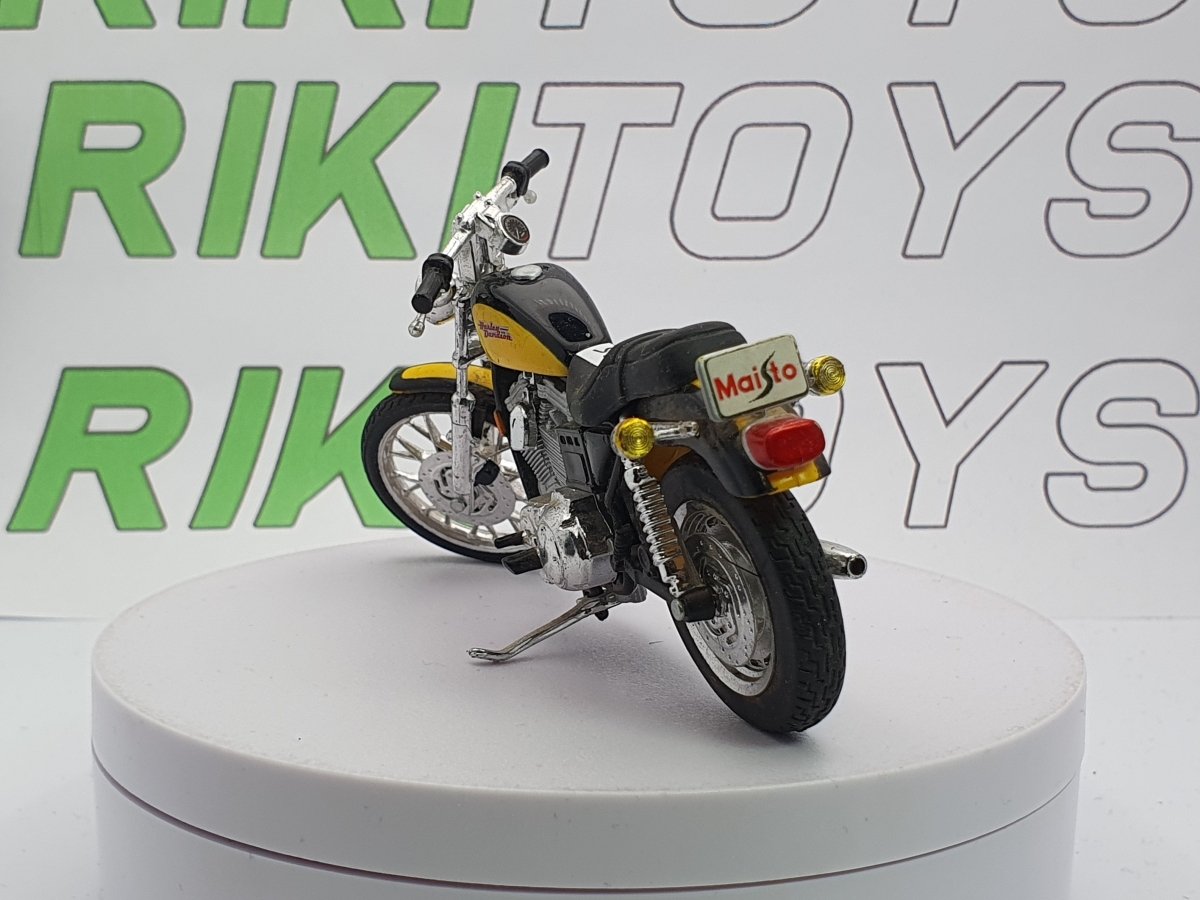 Harley Davidson XL 1200 C Sportser Maisto 1/18 Giallo 2000 - RikiToys - Maisto