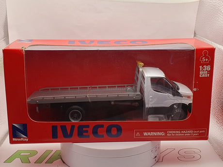 Iveco Daily Carro attrezzi New Ray 1/36 - RikiToys - New Ray#