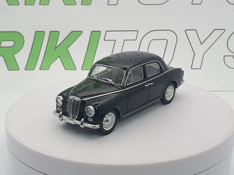 Lancia Appia 2 Serie Norev 1/43 Nero 1956 - RikiToys - Norev
