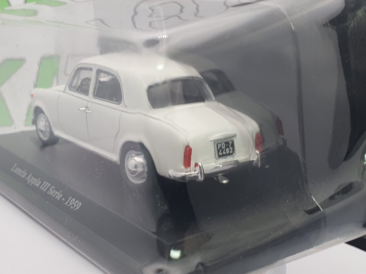 Lancia Appia 3 serie Norev 1/43 Bianco 1959 - RikiToys - Norev