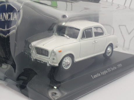 Lancia Appia 3 serie Norev 1/43 Bianco 1959 - RikiToys - Norev