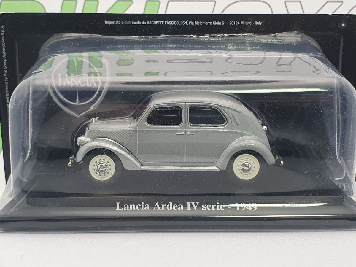 DIE CAST 1/43 Modellino Auto Brumm Lancia Aurelia B24 Spider EUR 14,99 - Foto 9