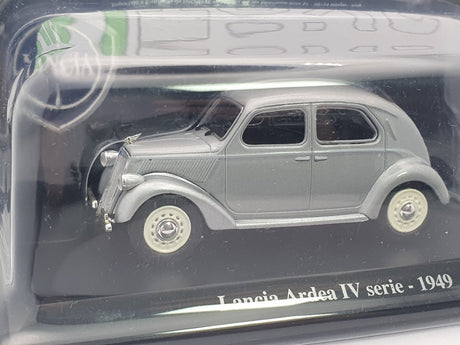 Lancia Ardea 4 Serie Norev 1/43 Argento 1949 - RikiToys - Norev